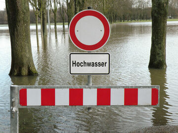 Hochwasser, Symbolbild (Bild: Kladu/Pixelio.de)